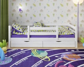 Детская кровать из массива березы Соня-5 (Белый/Лак) в Кунгуре - kungur.mebel-74.com | фото